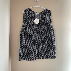 Marybelle (Stitchfix) - Women's Black and White Sleeveless Top
